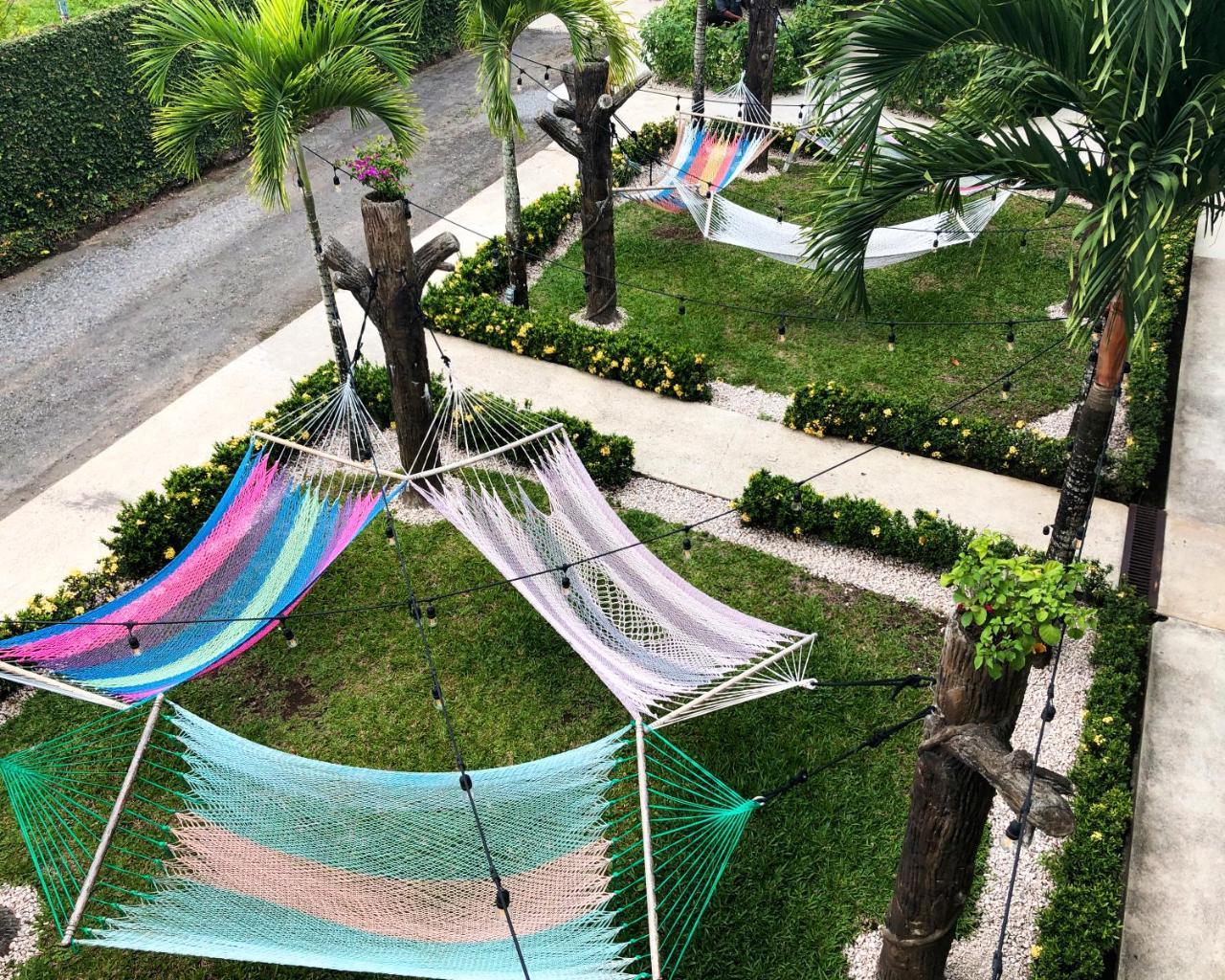 La Fortuna Backpackers Resort Exterior photo